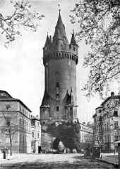eschenheimer_turm07.jpg (71776 Byte)